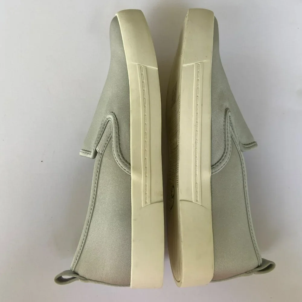 Call It Spring Lovaudien‎ Grey Slip-On Sneakers Size 6.5